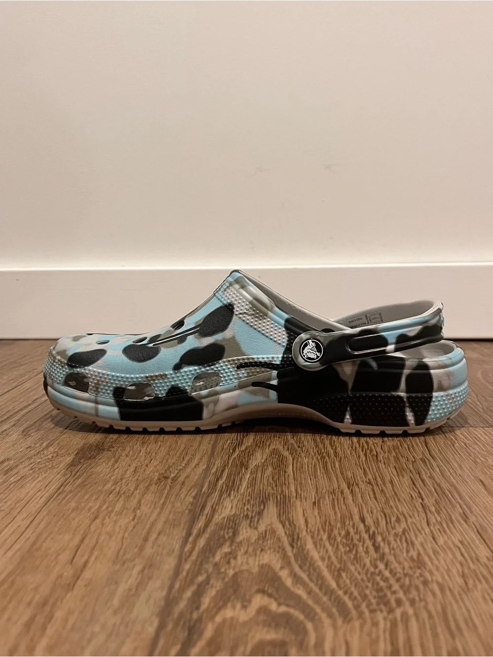 Crocs Classic Clog Marbled Camo Slip-On Comfort Shoes | Men’s 9/Women’s 11